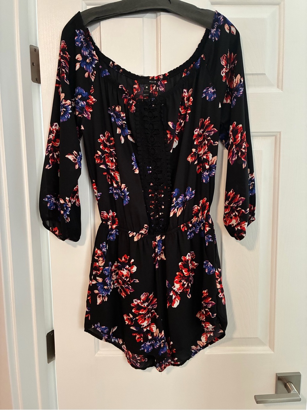 Women’s Black Floral Scoop Neck Romper